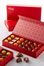 Load image into Gallery viewer, Chocolate Pralines 21pcs